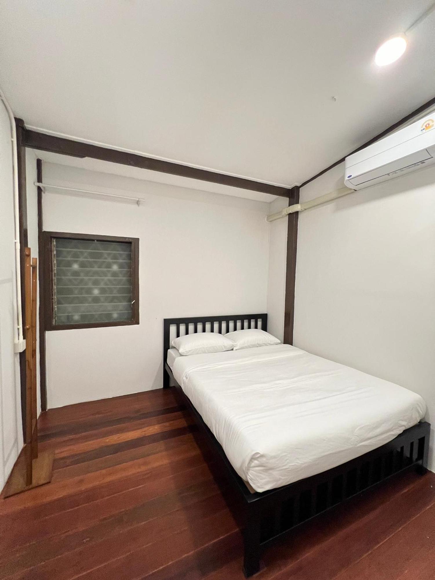 House Ju Asrama Bangkok