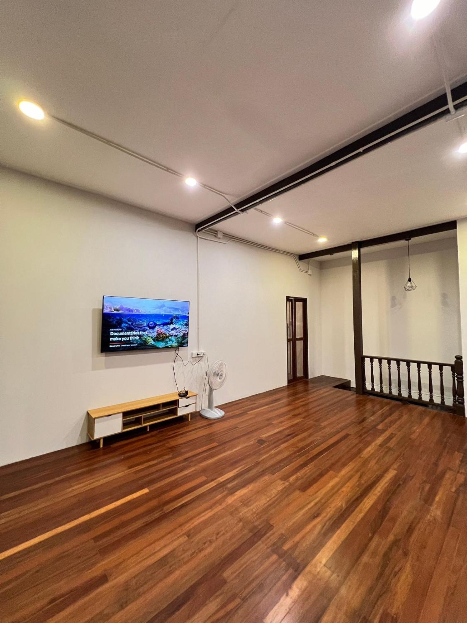 House Ju Asrama *